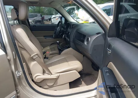 2010 Jeep Patriot Limited из США, поврежденный, VIN 1J4NF4GB3AD580190